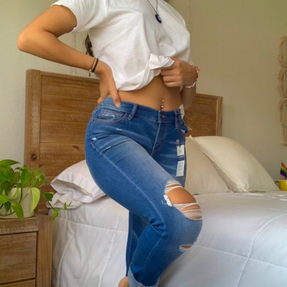 New York & Company “Curvy, Super Skinny Jeans”